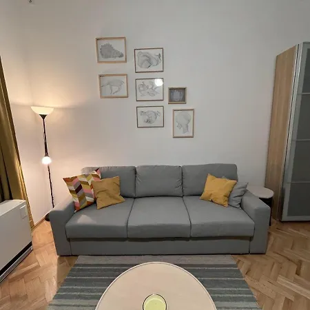 아파트 Hernad21 *